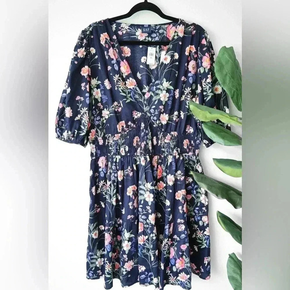 GAP Dresses & Skirts - GAP Floral Dress New With Tags